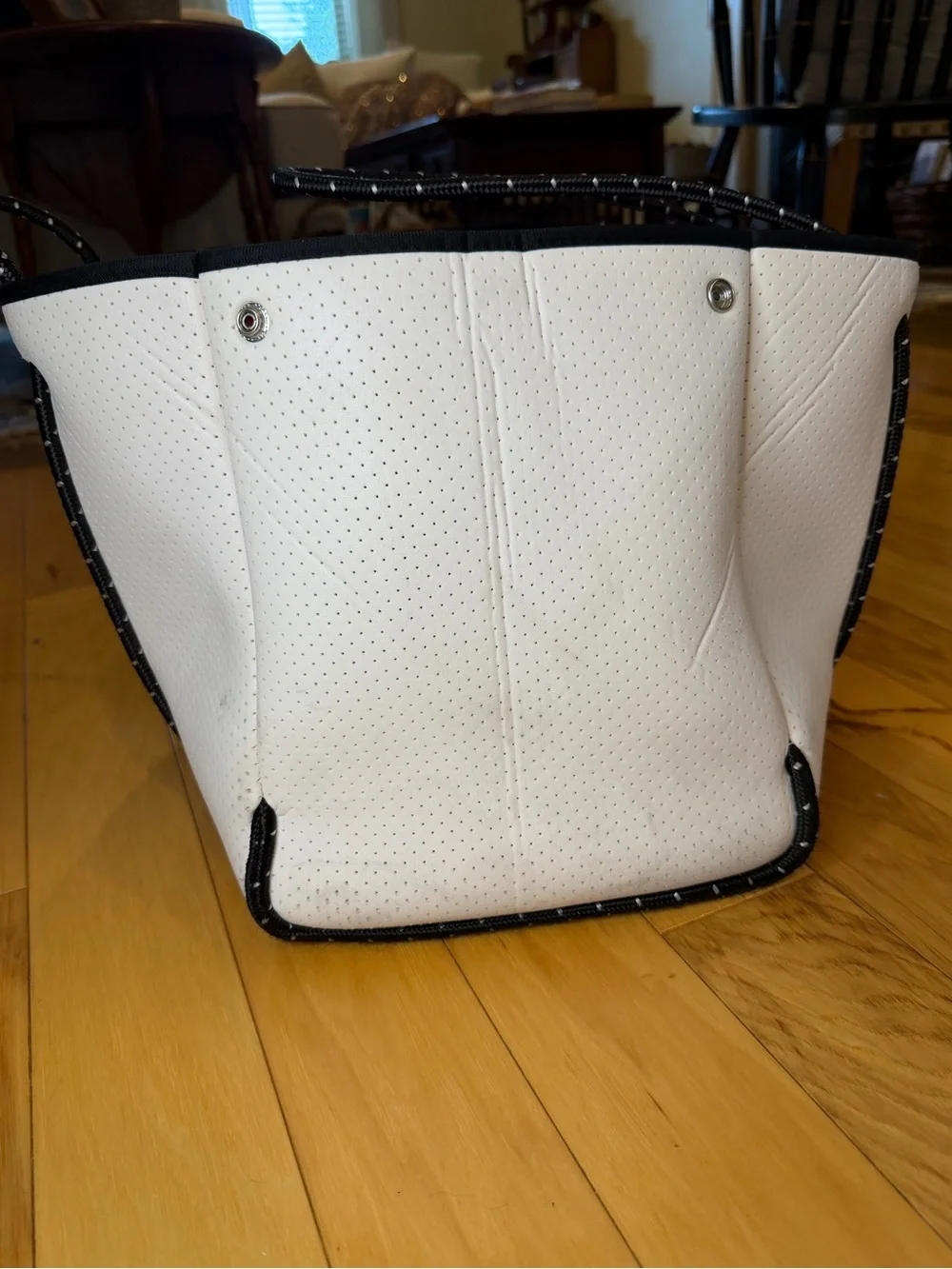 HAUTE SHORE White Neoprene Tote with Red and Green Center Stripe